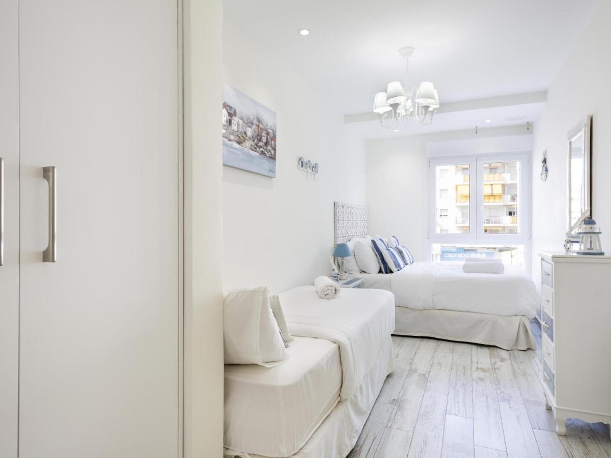 Sitges Spaces Mediterranean Apartments 4 Bedroom, 4 Bathroom, Huge Terrace, Jacuzzi- Sleeps 9 외부 사진